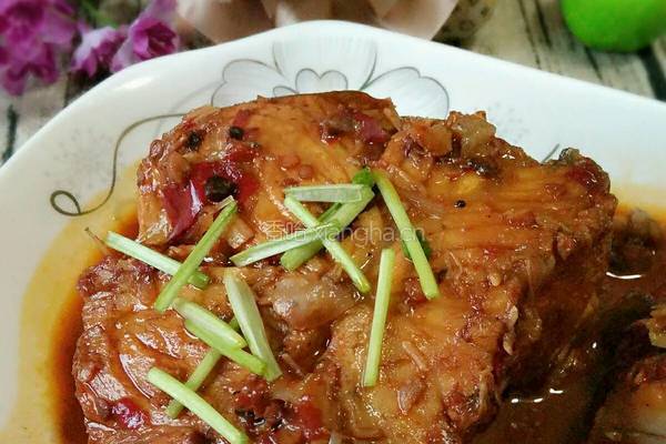 红油豆瓣酱炖青鱼块的做法图解10