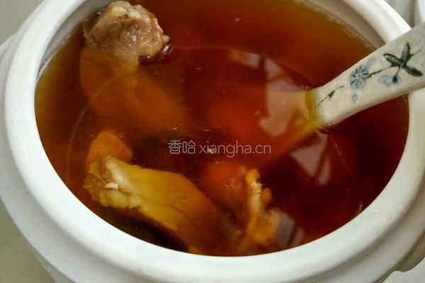 莲子红枣桂圆猪心汤的做法图解6