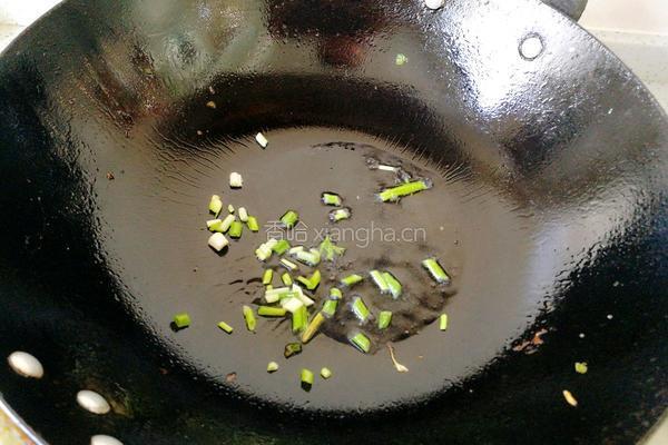 炒糖醋绿豆芽的做法图解3