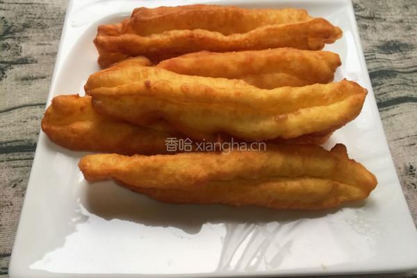 奶香无铝油条的做法图解6