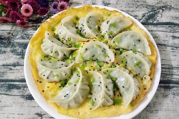鸡蛋抱饺的做法图解1