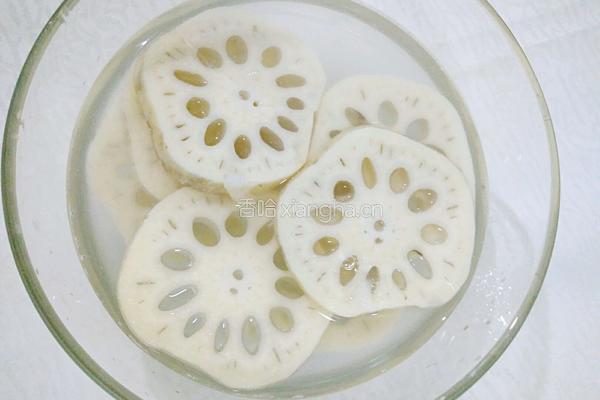 孜然藕片的做法图解3