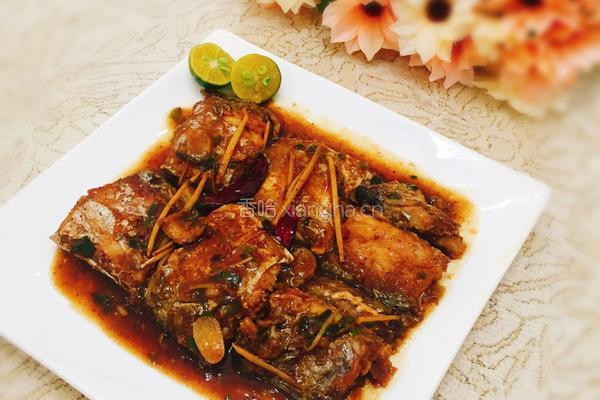 红烧浓汁带鱼