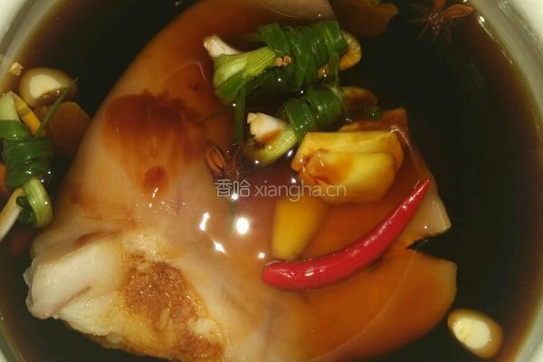 卤猪耳朵的做法图解3