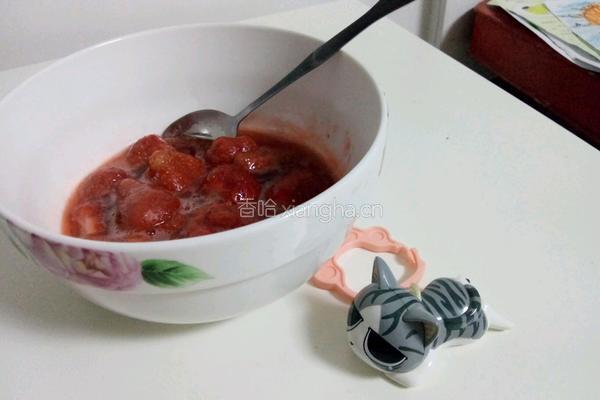三分钟制成草莓罐头的做法图解6