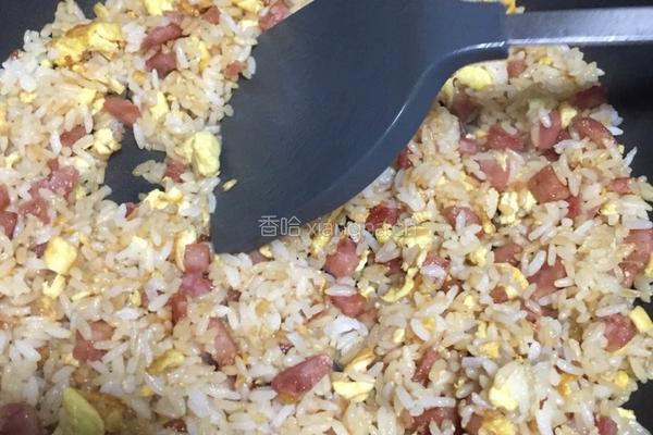 香肠蛋炒饭的做法图解5