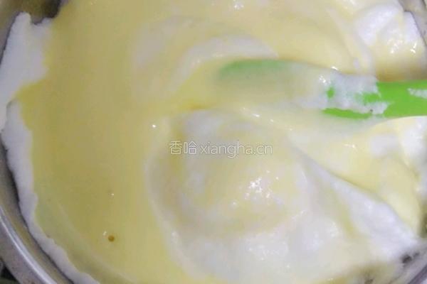 草莓蛋糕卷的做法图解5