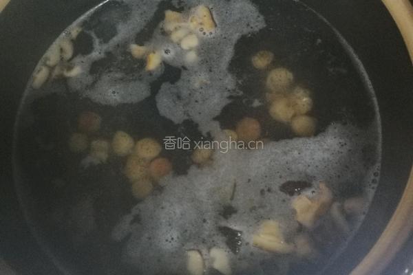 酸辣海鲜米线的做法图解8