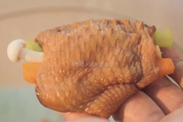 无骨鸡翅3剑客配苹果胡萝卜汁的做法图解5