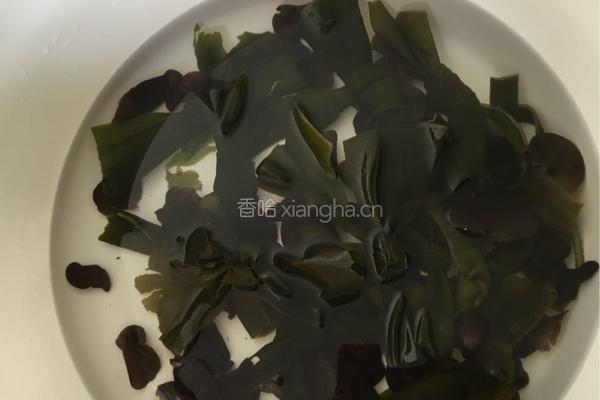 红烧五花肉+鸡翅的做法图解2