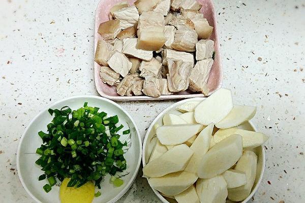 茭白红烧肉的做法图解3