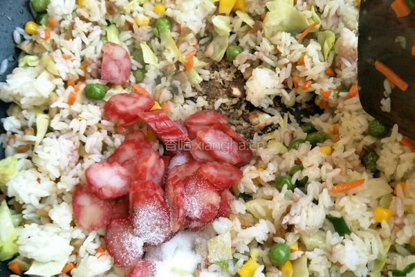 肉丁包菜炒饭的做法图解7