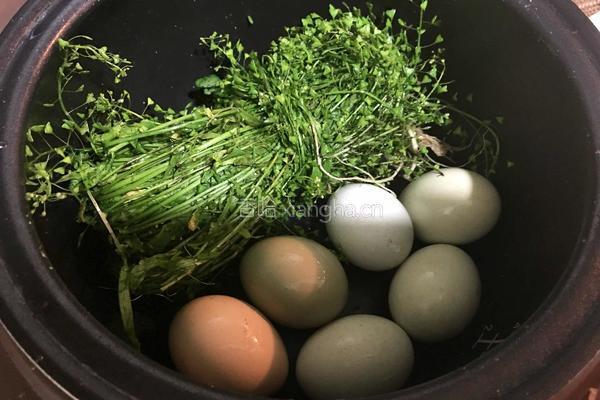 地菜煮鸡蛋的做法图解3
