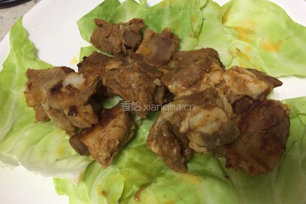 牛扒腊肉外婆菜排骨肉沫焗饭的做法图解3