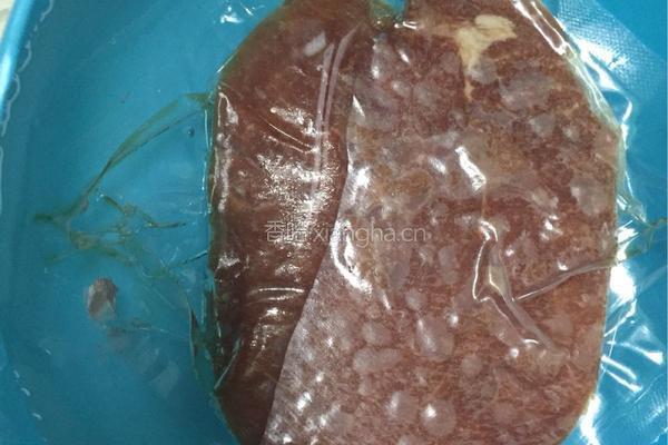 牛扒腊肉外婆菜排骨肉沫焗饭的做法图解5