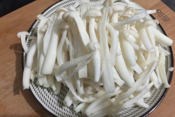 葱油白玉菇的做法图解1