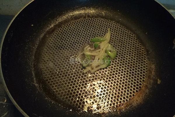 荠菜肉沫豆腐羹的做法图解1