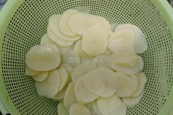 蚝油土豆片的做法图解3
