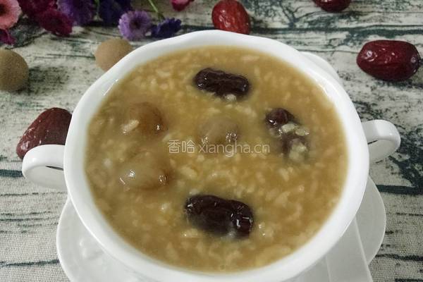 红糖龙眼红枣羹的做法图解1