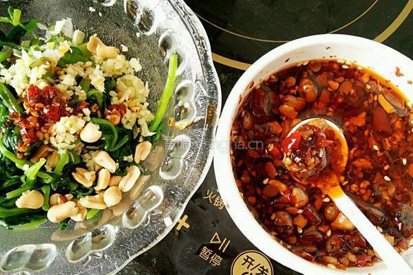 凉拌菠菜的做法图解4