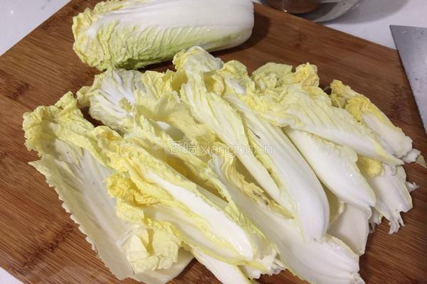 虾皮炒娃娃菜的做法图解1