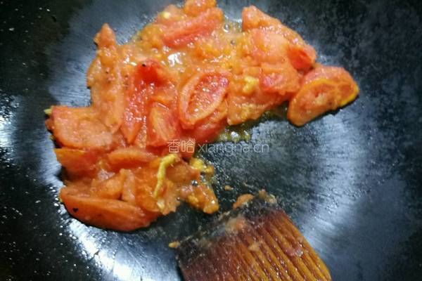 酸酸甜甜营养番茄芝士焗饭的做法图解5