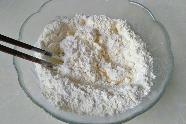 酱汁香饼的做法图解1