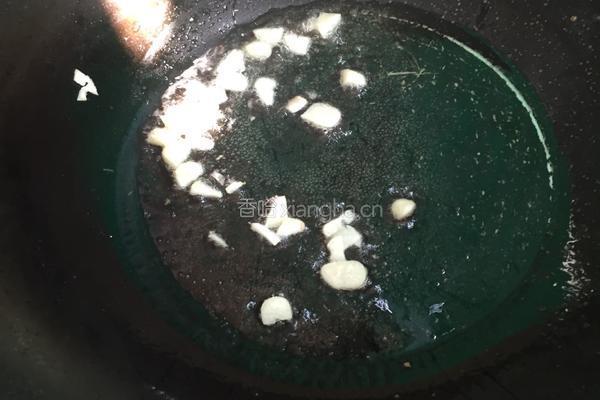 爆炒河粉的做法图解4