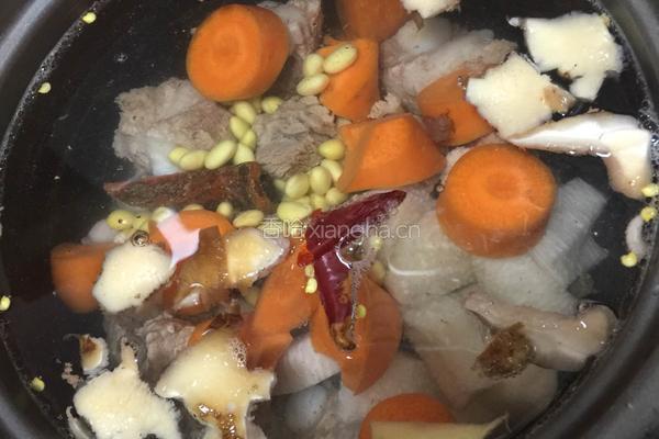 胡萝卜排骨汤的做法图解3