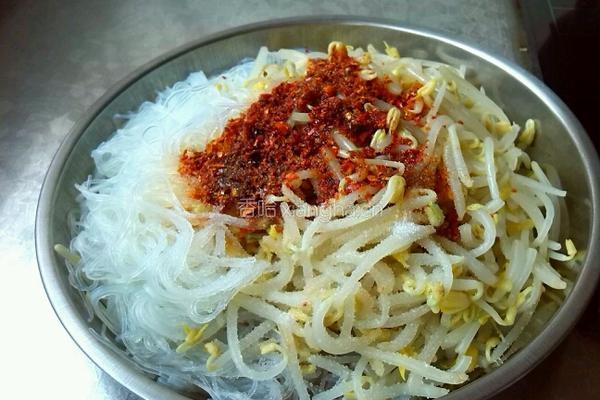 绿豆芽拌粉丝的做法图解8