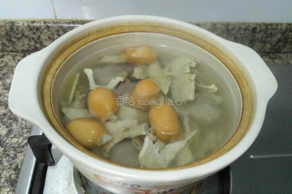 笋干排骨汤的做法图解8