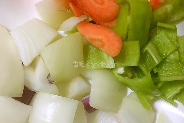 洋葱青椒炒牛肉的做法图解2