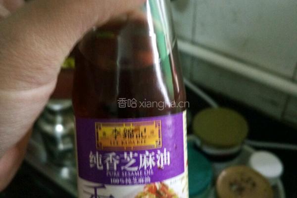 凉拌海带丝的做法图解2