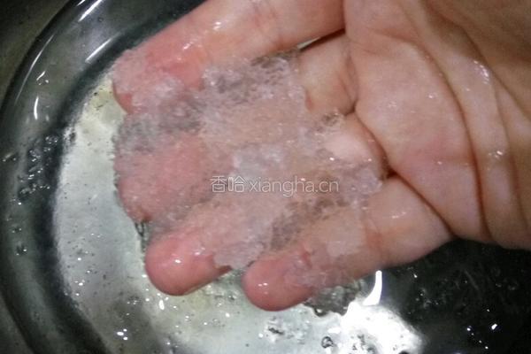 雪燕牛奶的做法图解2