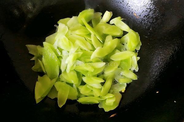 油麦菜苔炒蛋的做法图解9