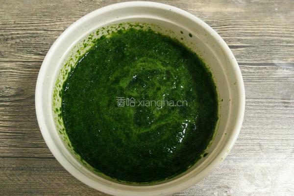 菠菜泥戚风蛋糕的做法图解2