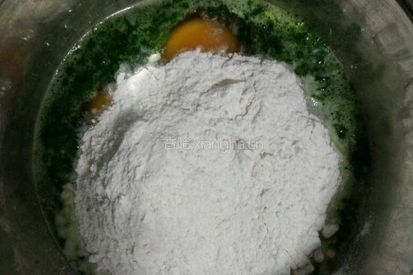 菠菜鸡蛋饼的做法图解3