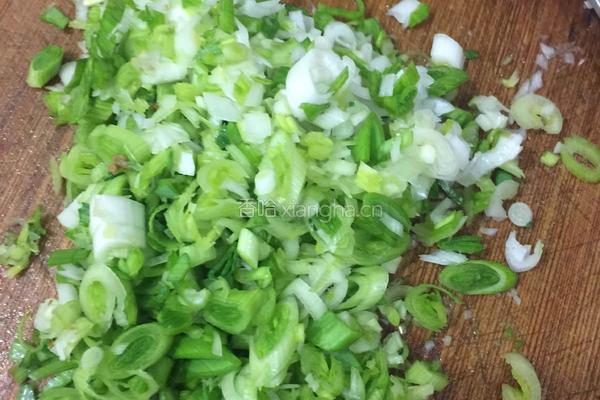 蒜香芹菜炒饭的做法图解8
