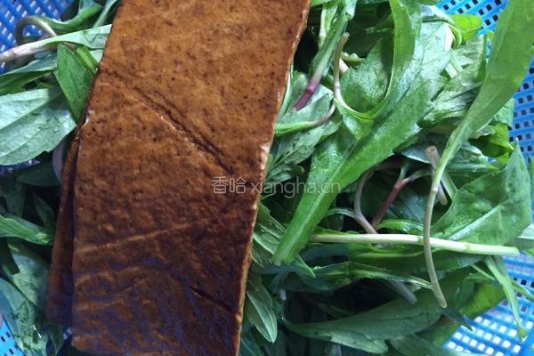马兰拌香干的做法图解1