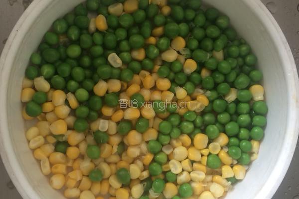 豌豆玉米虾仁的做法图解4