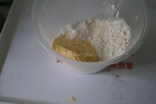 奶香玉米饼的做法图解1