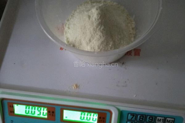 奶香玉米饼的做法图解2