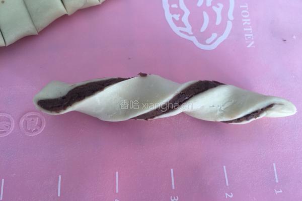 豆沙扭扭酥的做法图解16