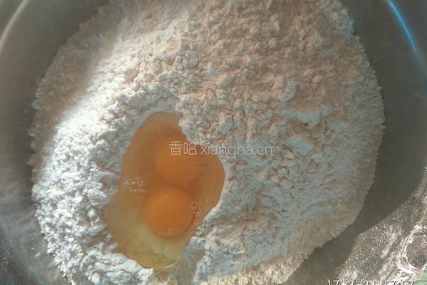 豆沙花卷的做法图解2
