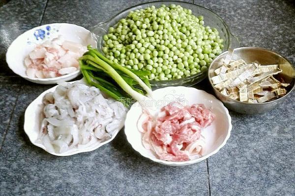 豌豆饭的做法图解1