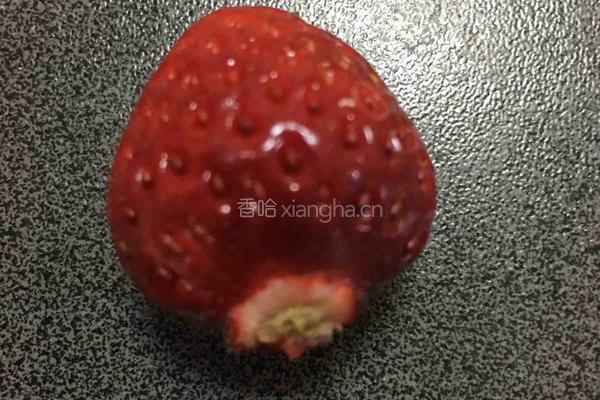 草莓大福的做法图解1