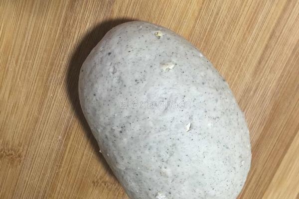 黑芝麻手工馒头的做法图解3