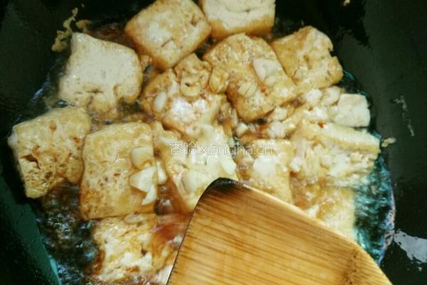 辣椒煎豆腐的做法图解5