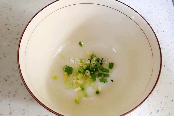 一口鲜小馄饨的做法图解2