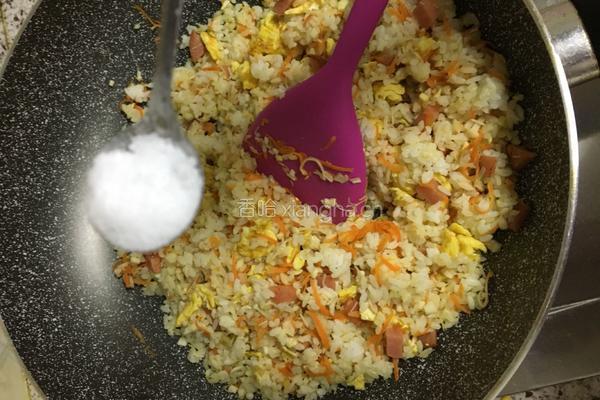 菇菇黄金蛋炒饭的做法图解9